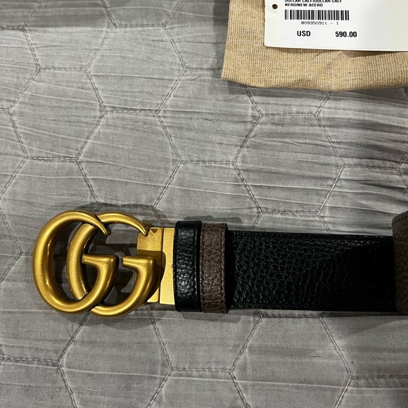 Gucci Double G Brass Buckle Reversible Leather Belt - Picture 2 of 9